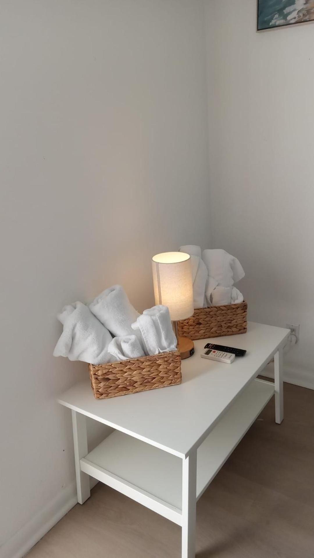 Hostel Beds & Sheets Fll Airport Дания-Бич Экстерьер фото